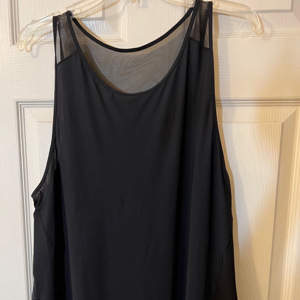 Lululemon tank black size 12